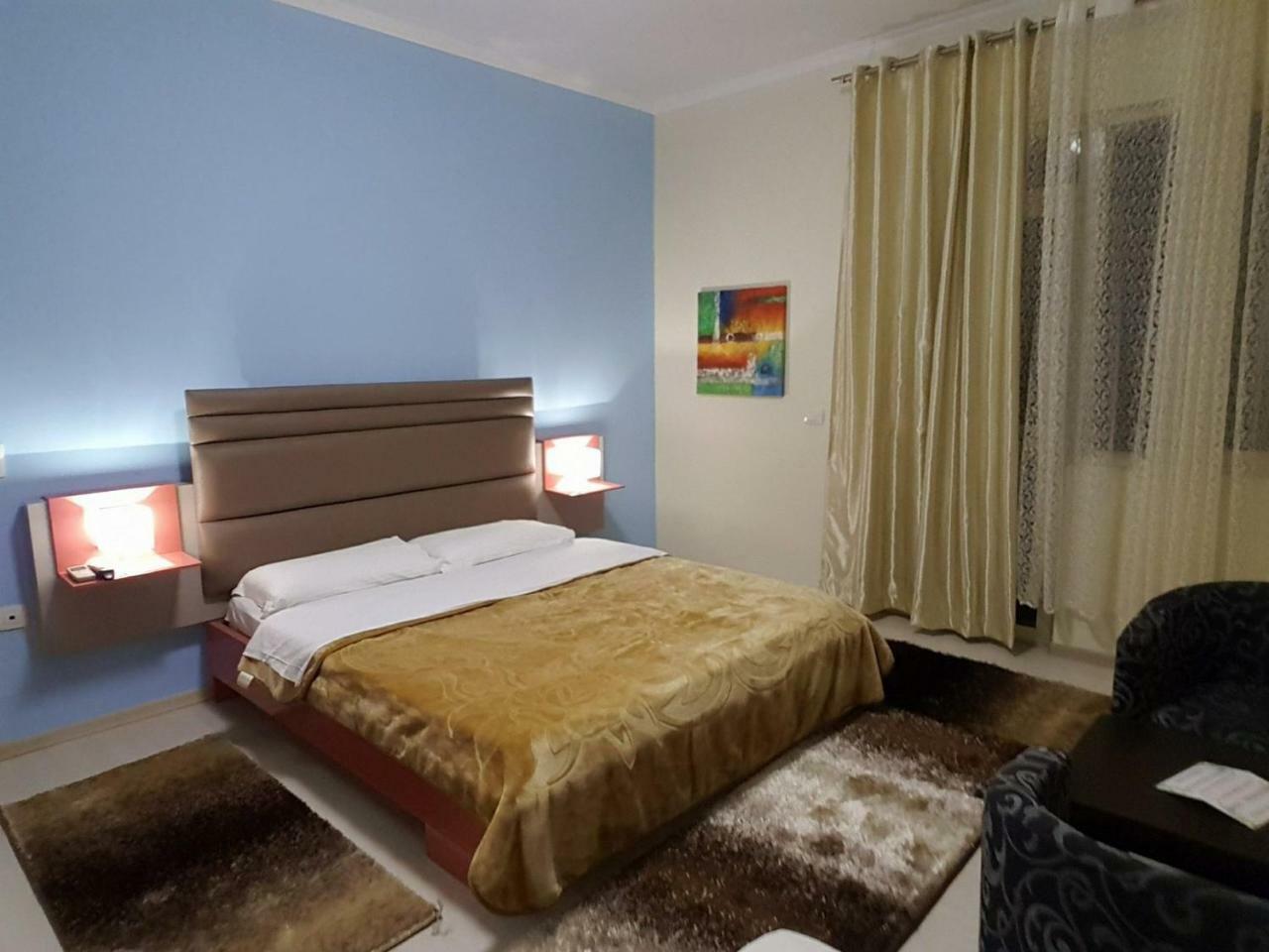 Primavera Hotel 3*